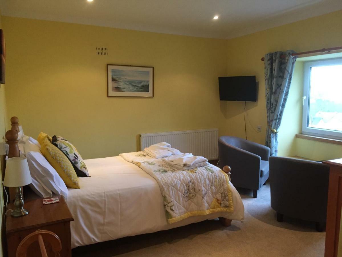 St Andrews House B&B Lyme Regis Ngoại thất bức ảnh